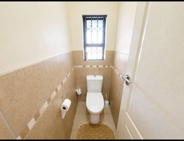 3 BEDROOM HOUSE TO LET IN BEDWORTH PARK